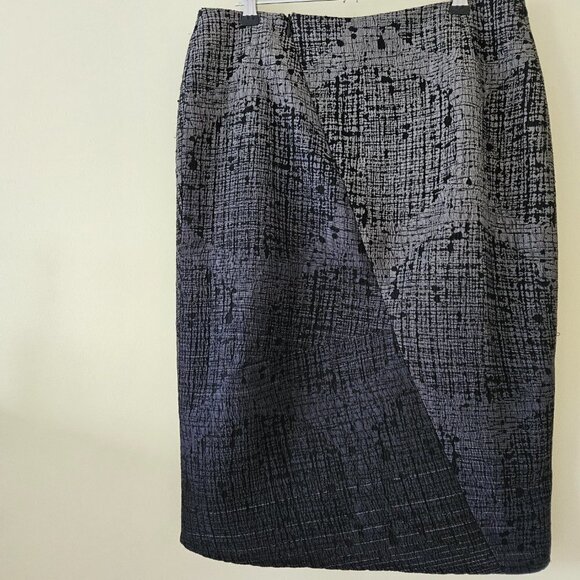 Les Copains Skirt L Knee Length Front Fold Grey Textured Lined Circle Sz EUR 42 - Picture 6 of 14